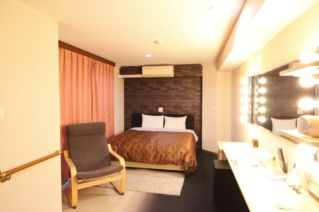 Business Hotel Ban Tokyo Exterior photo